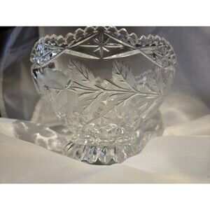 Lovely Lausitzer Lead Crystal Hand Cut Frosted Roses Candy Dish / Bowl G. D. R.